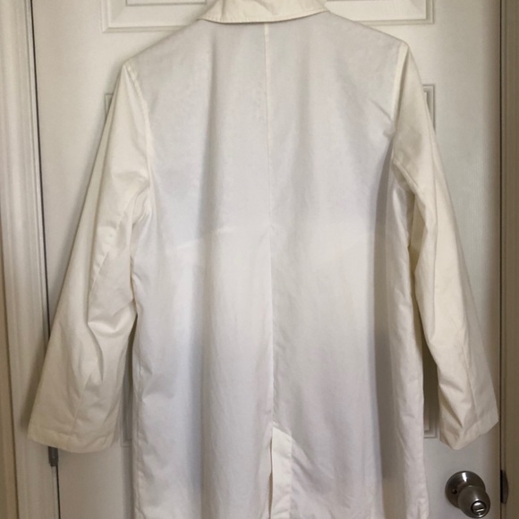 Land’s End NWOT ivory rain coat - Picture 10 of 16